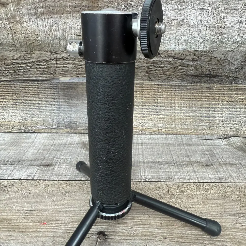Chinon pocket size